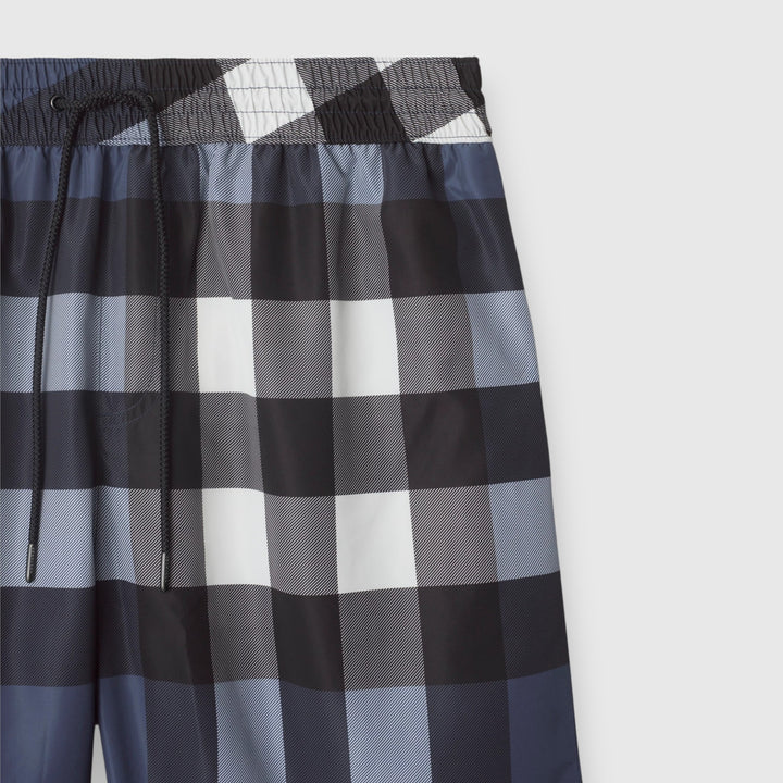 Short Burberry